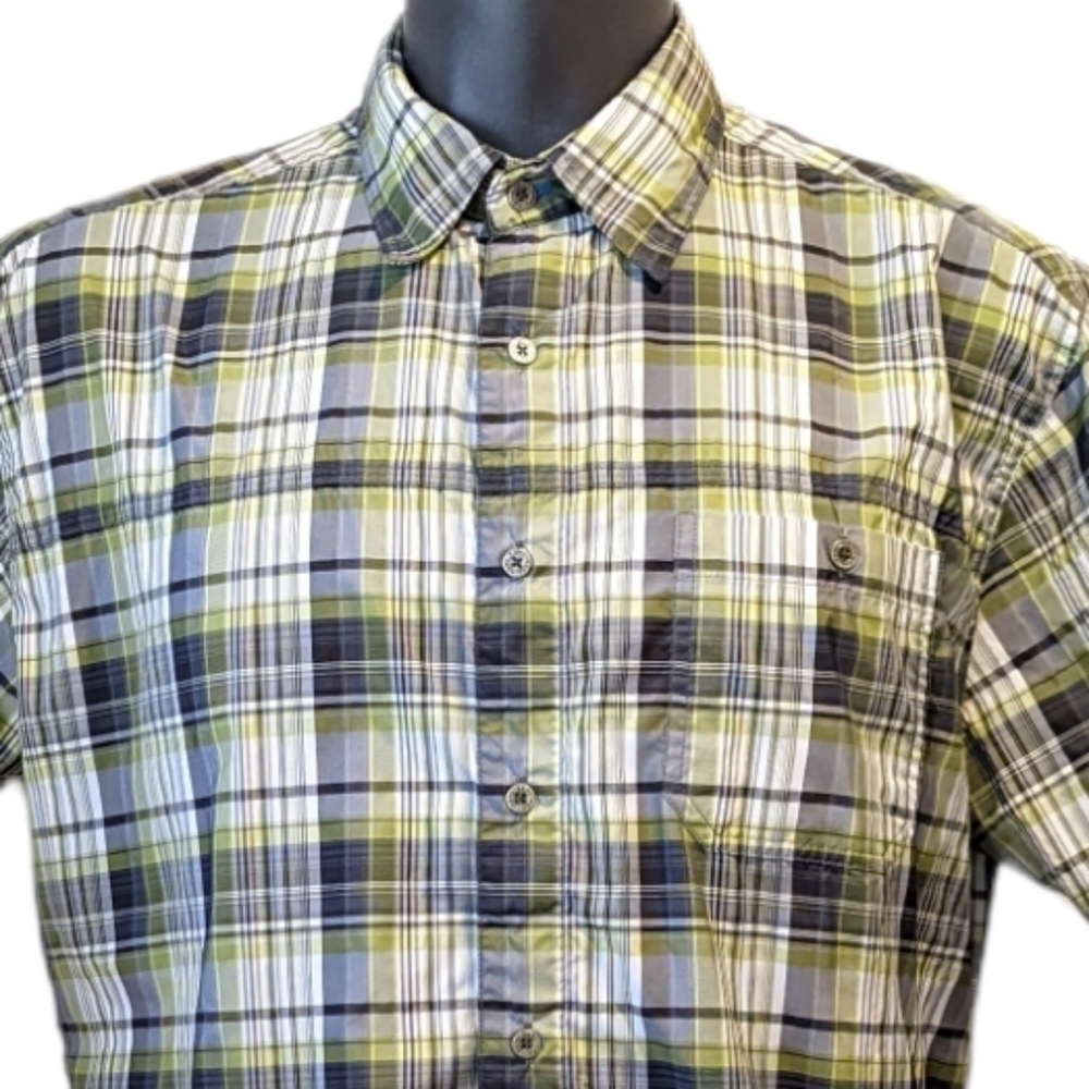 Khul Grey Plaid Button Front Shirt XL Short Sleeve